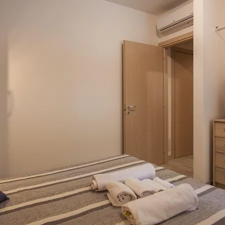 Residences Del Teatro 卡利亚里