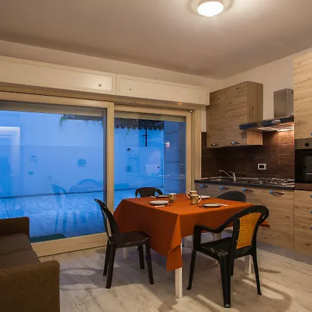 Residences Del Teatro * 卡利亚里