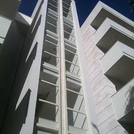 Residences Del Teatro 卡利亚里
