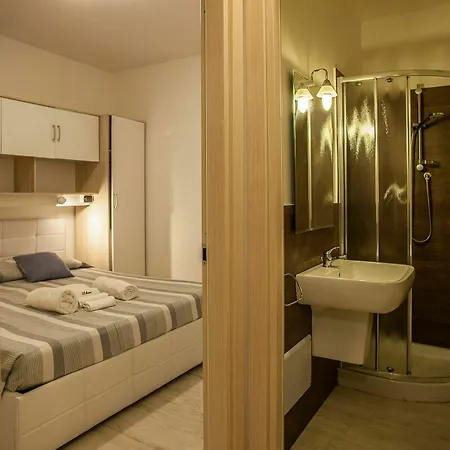 Residences Del Teatro 公寓 卡利亚里